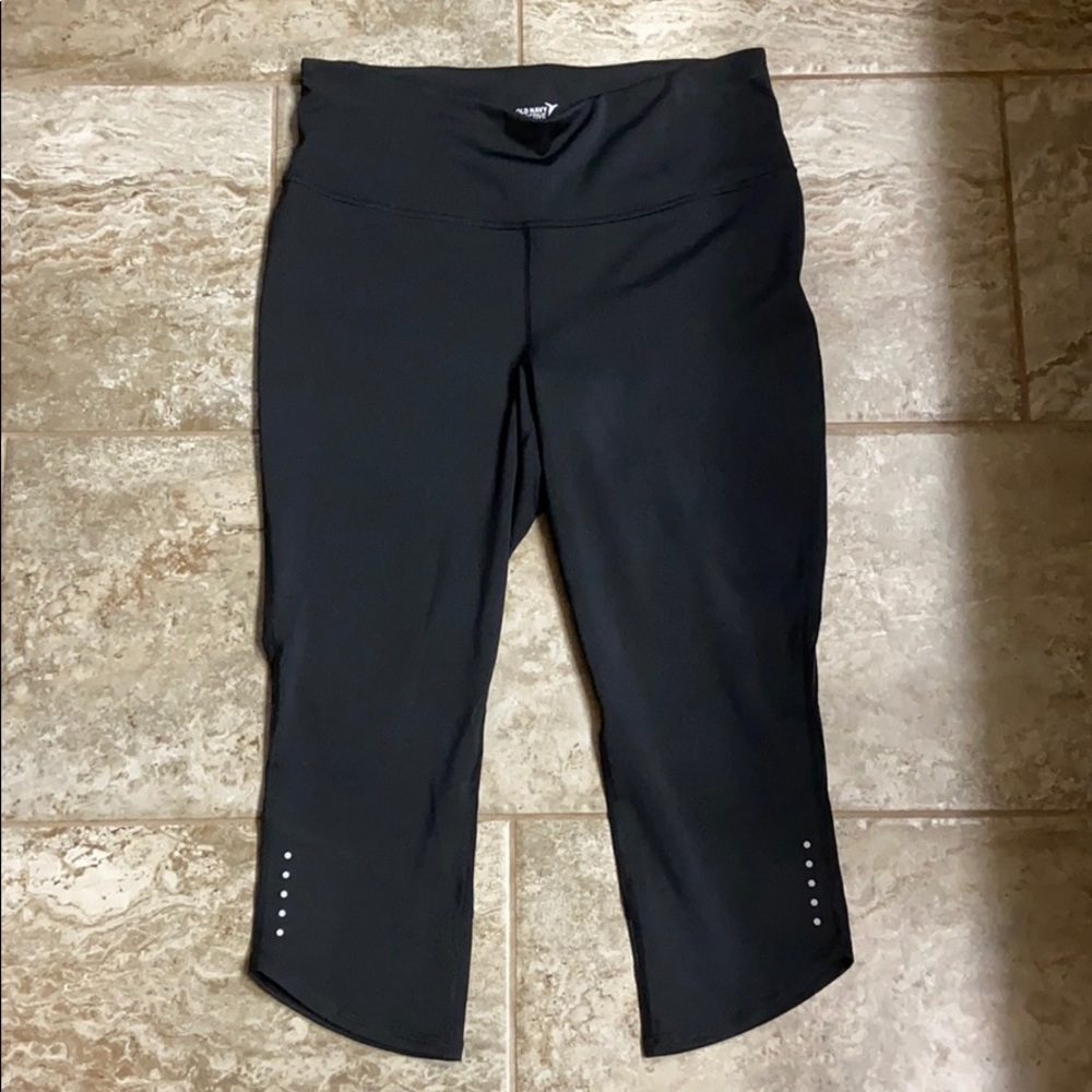Old Navy High Rise Yoga Pants